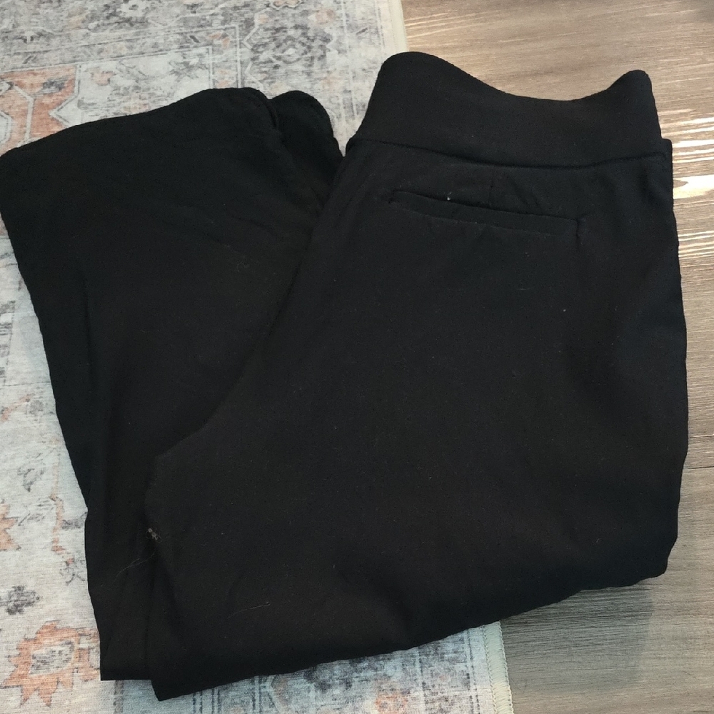 Briggs New York Women's Black Trousers
